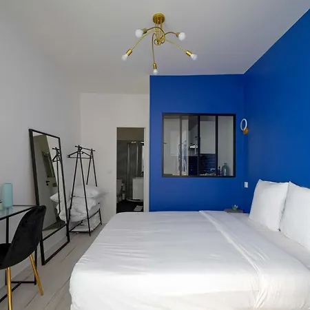 Apartment Modern Large For 3 *