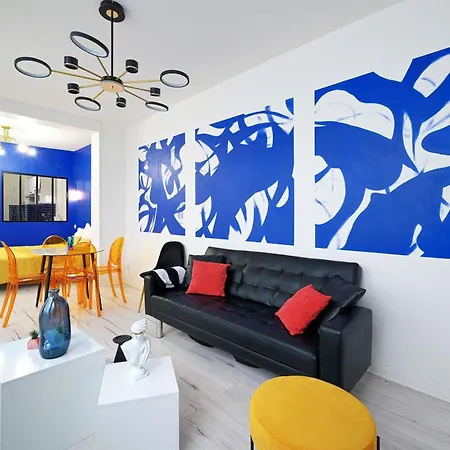 Modern Large For 3 Παρίσι